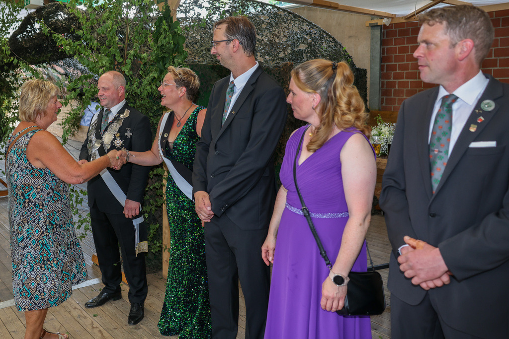 top-top.de-250704-012 | Foto, Video, Fotografie, Videografie, Fotobox, DJ, Discjockey, Musik, Musikbox, Veranstaltung, Photobooth, Amazon, Ebay, Buchtipp, Bestseller, Autor, Verlag, Buch, Wesel, Hamminkeln, NRW, Dinslaken, Rees, Drohne, Hochzeit, Party, Fotobox, Wesel, Fotograf