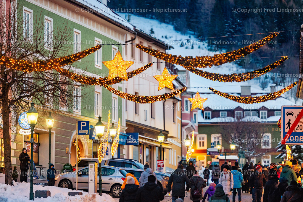Mariazeller Advent am 8_Dezember 2023_Foto Fred Lindmoser-8192_Mariazell | Fotos und Fotoprodukte - Realisiert mit Pictrs.com