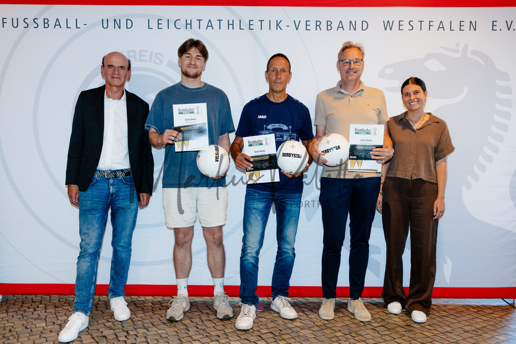 20260702-kreisfußballkonferenz-0102 | Das ist die Fotodatenbank für authentische Sportfotografie aus Münster: Markus Paletta fotografiert Teams, Sportler:innen, Kinder, Events & Unternehmen. - Realisiert mit Pictrs.com