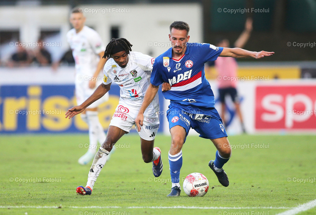 A_LUI_25082024_02 | SPORT FUSSBALL ADMIRAL BUNDESLIGA 25.08.2024 IM BILD: THIERNO BALLO (WAC) UND MICHAEL LANG  (GAK) FOTO:FOTOLUI