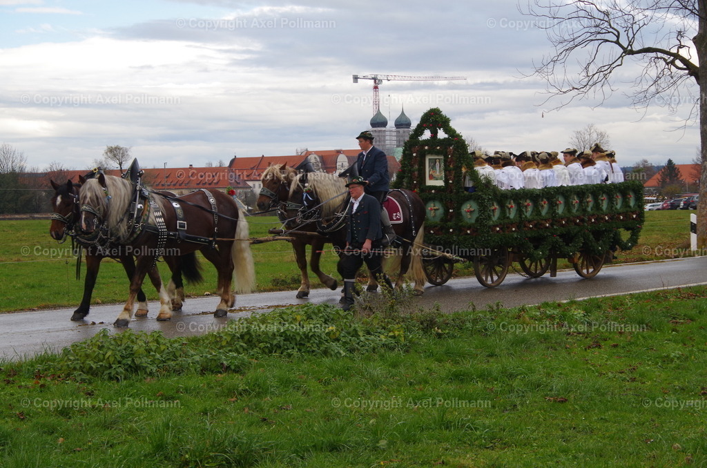 IMGP9917 | fotografiert von Axel PollmannLeonhardi Wallfahrt Benediktbeuern und Murnau, Fronleichnam, Fasching, Landschaft im Loisachtal und Benediktbeuern  - Realisiert mit Pictrs.com