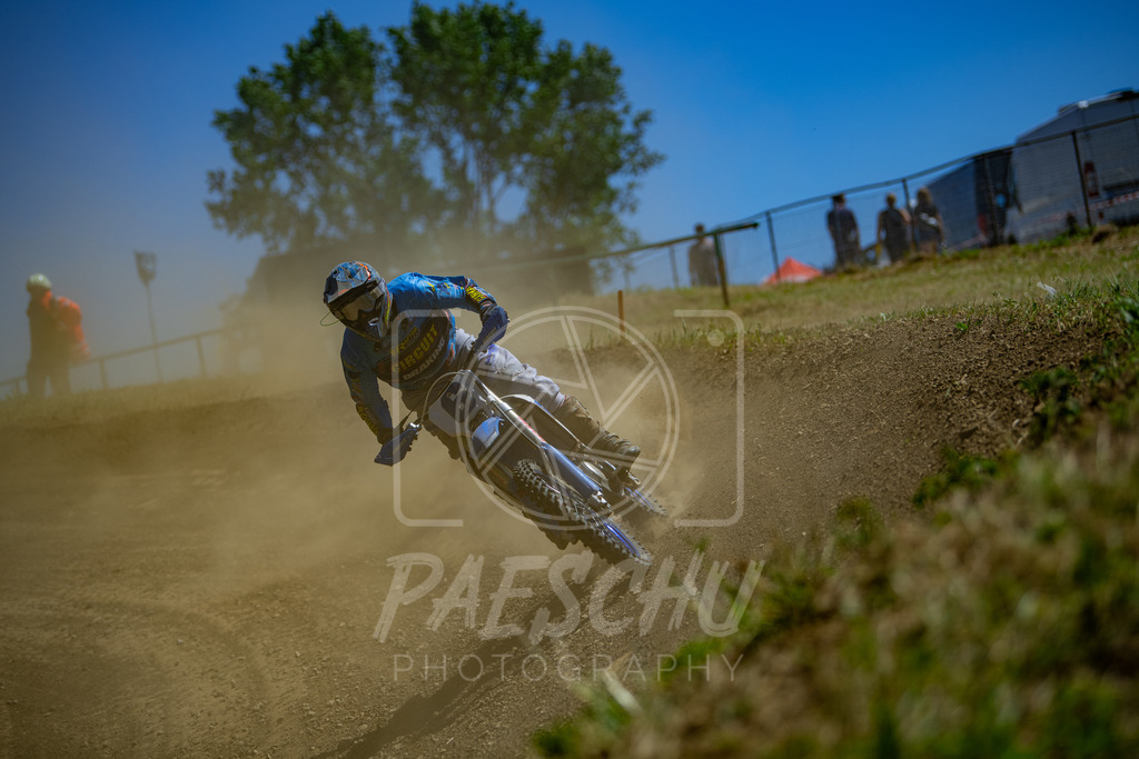 Se E+R (384) | Paeschuphoto Shop - Wer nicht sucht der auch nicht findet.Ob Motocrossbilder oder von einem besuchtem Spiel, Hauptsache Action. - Realisiert mit Pictrs.com