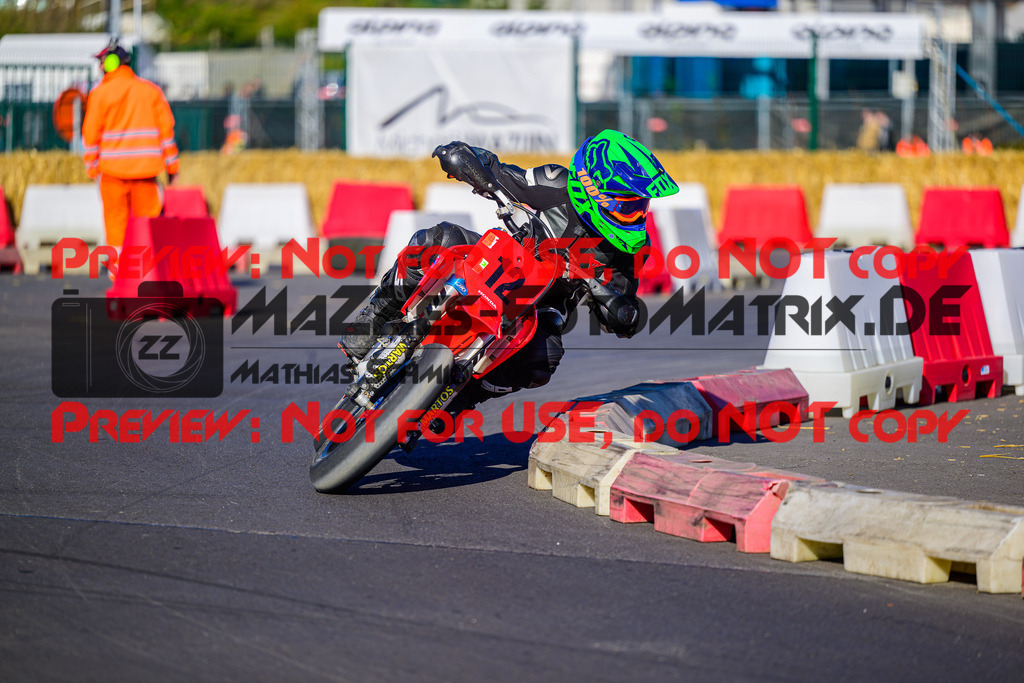 MaZZes_Fotomatrix_20241005_6021986_3320 | JUNIOR