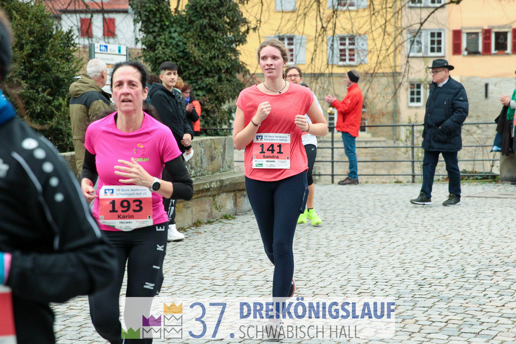 VR Bank Hauptlauf 10000m | 3 Koenigslauf 2023 - Realisiert mit Pictrs.com