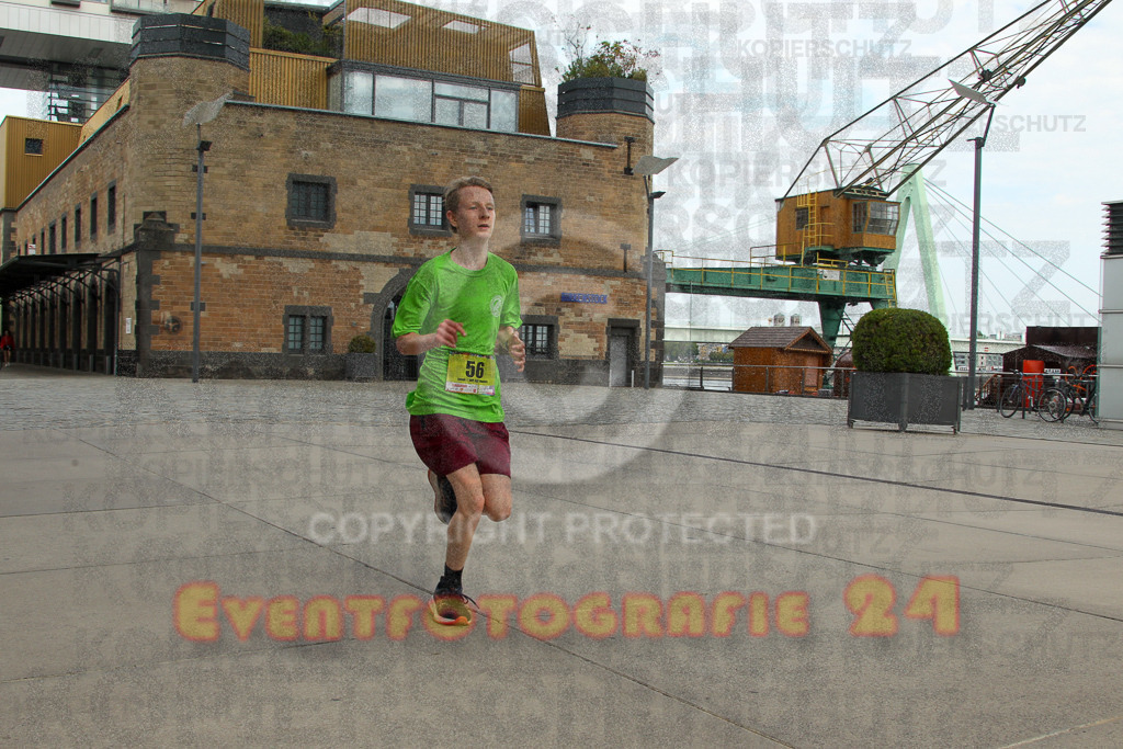 250920_1317_EV4_5180 | Sportfotografie im Rhein-Sieg Kreis, Köln, Bonn, NRW, Rheinland Pfalz, Hessen, etc. Unser Tätigkeitsfeld umfasst den Laufsport vom Volkslauf über den Marathon, Duathlon, Triathon bis zum Ultralauf wie Kölnpfad Ultra oder Schindertrail.