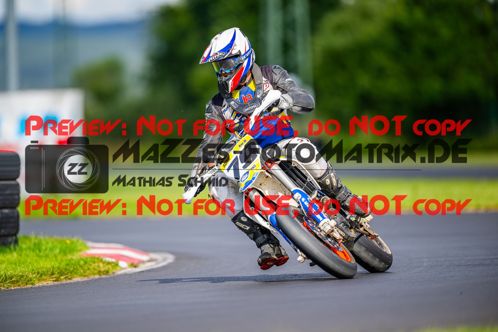 MaZZes_FotoMatrix_240713_6007705_1334 | S4