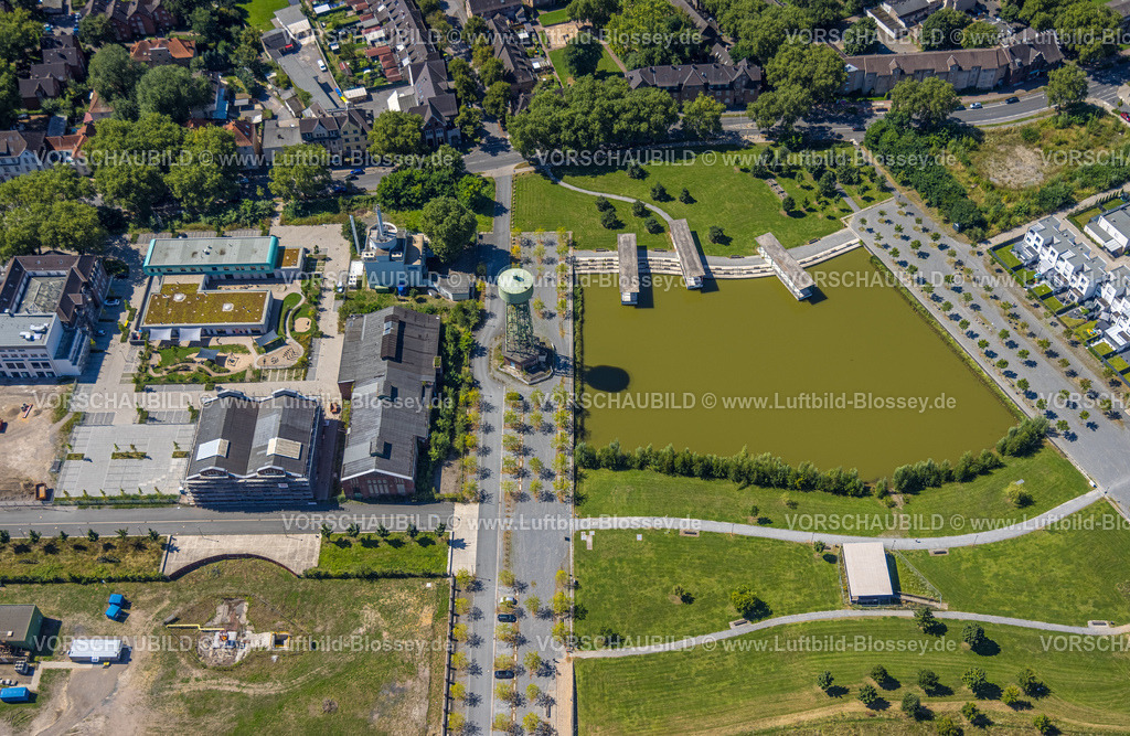 Dinslaken240803117 | Luftbild, Bergpark Lohberg Kreativquartier und Lohberger Weiher, Oberlohberg, Dinslaken, Ruhrgebiet, Nordrhein-Westfalen, Deutschland