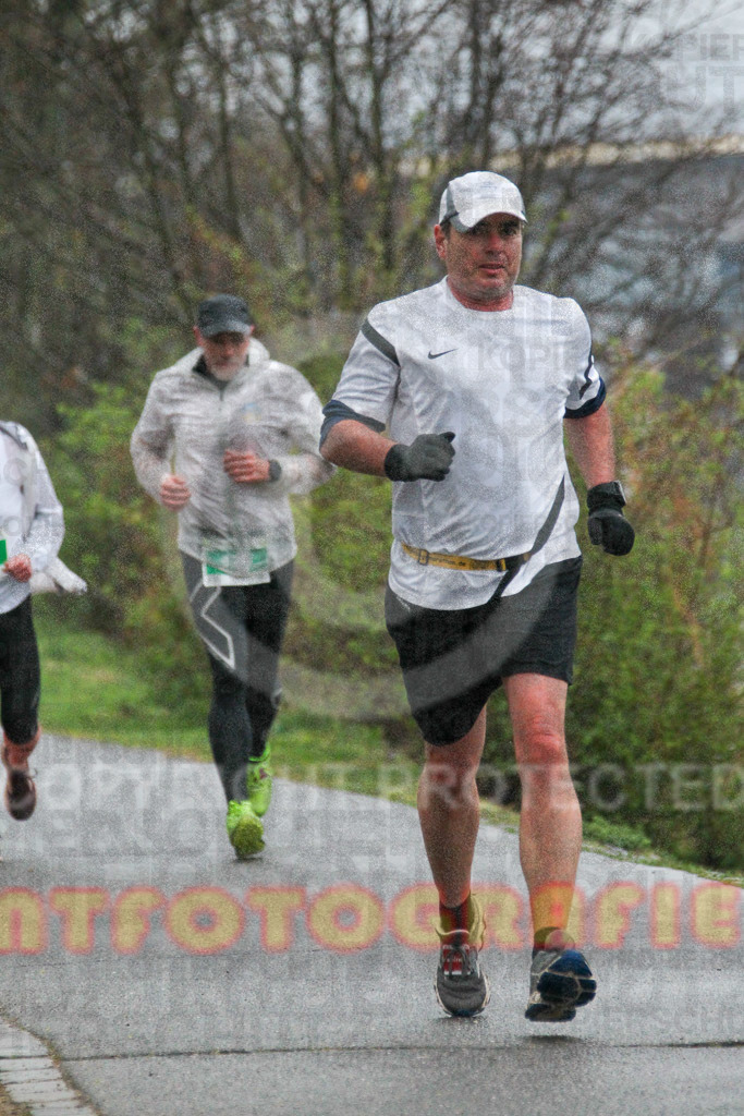 220331_1922_EV4_9568 | Sportfotografie im Rhein-Sieg Kreis, Köln, Bonn, NRW, Rheinland Pfalz, Hessen, etc. Unser Tätigkeitsfeld umfasst den Laufsport vom Volkslauf über den Marathon, Duathlon, Triathon bis zum Ultralauf wie Kölnpfad Ultra oder Schindertrail.
