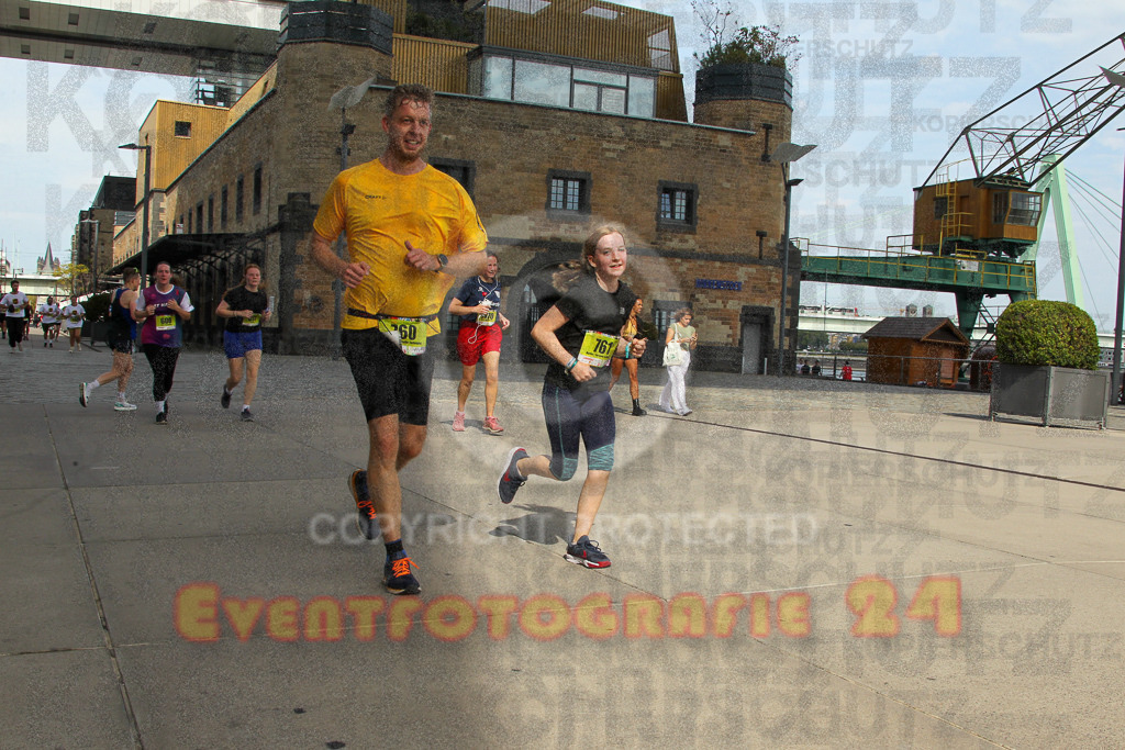 250920_1333_EV4_6033 | Sportfotografie im Rhein-Sieg Kreis, Köln, Bonn, NRW, Rheinland Pfalz, Hessen, etc. Unser Tätigkeitsfeld umfasst den Laufsport vom Volkslauf über den Marathon, Duathlon, Triathon bis zum Ultralauf wie Kölnpfad Ultra oder Schindertrail.