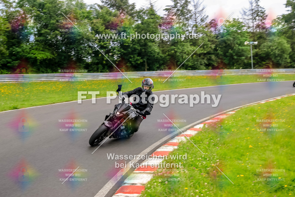 VBK-7323 | Hier findet Ihr Bilder von Touristenfahrten auf der Nürburgring Nordschleife oder von anderen Veranstaltungen die ich besucht habe. Viel Spass beim Durch Schauen 