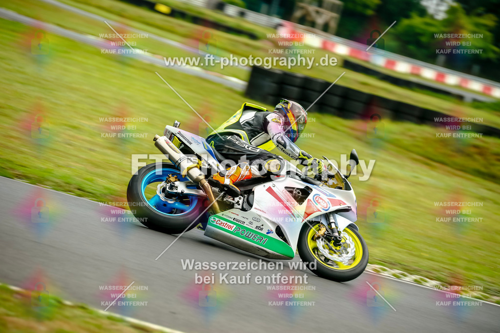 VBK-4278 | Hier findet Ihr Bilder von Touristenfahrten auf der Nürburgring Nordschleife oder von anderen Veranstaltungen die ich besucht habe. Viel Spass beim Durch Schauen 