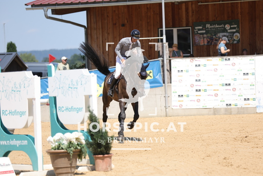 0P6A6851 | Willkommen bei Brunnmayr - Design & Fotografie – Ihrem Spezialisten für Reitturniere und Pferdeveranstaltungen in Oberösterreich, Salzburg und Bayern! Seit über 17 Jahren sind wir leidenschaftlich dabei.