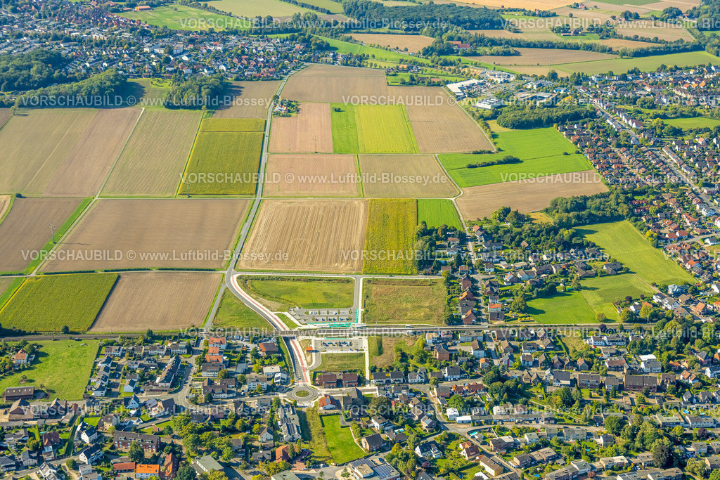 Hamm250900442 | Luftbild, geplanter Haltepunkt in Westtünnen, Baustelle am Südfeldweg und Von-Thünen-Straße für den künftigen Bahnhaltepunkt, Wiesen und Felder am Südfeldweg, Stadtbezirk Rhynern, Hamm, Ruhrgebiet, Nordrhein-Westfalen, Deutschland