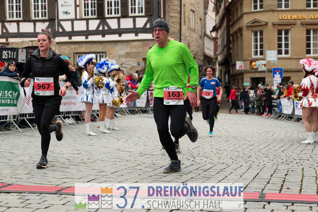 VR Bank Hauptlauf 10000m | 3 Koenigslauf 2023 - Realisiert mit Pictrs.com