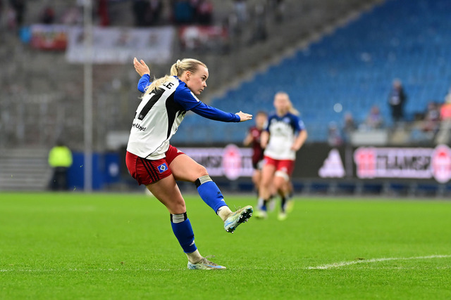 Fußball I Frauen I Saison 2025-2026 I Bundesliga I 10. Spieltag I Hamburger SV - 1. FC Nürnberg I 46381 | Der Sportfotograf. - Realisiert mit Pictrs.com