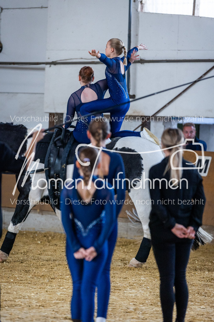 SS-Maxi-033 | MomenTaufnahmen Pferdesportfotos