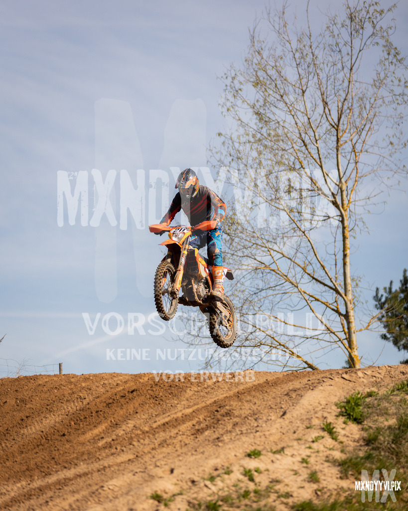 866A2295 | mxndyyvipix