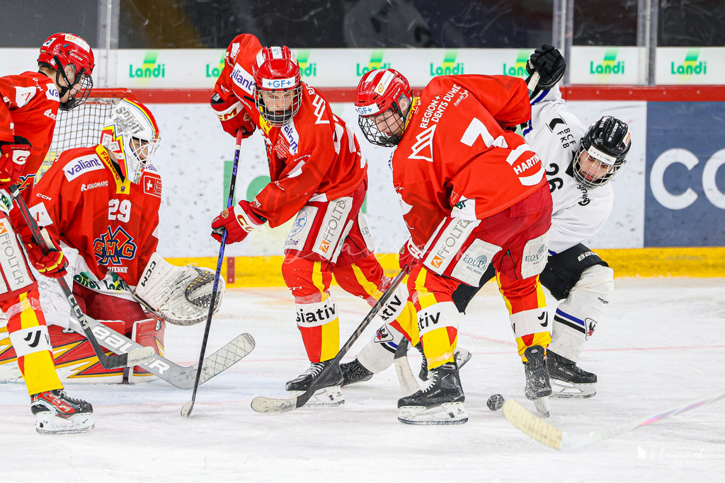 EHCB Spirit vs HCFG_wb-7287 | Sportbilder, Sportfotograf, Hochzeits- und Eventfotografin, Flugshows, Portraits und Tiershooting, Aviation, Downhill, Nationalleague, Swissleague, International