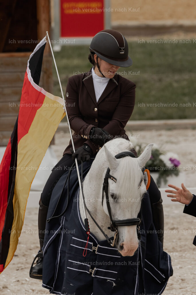 WE_DR_Stoib_siegerehrung_PI2025_615 | Pferd International München 2025
