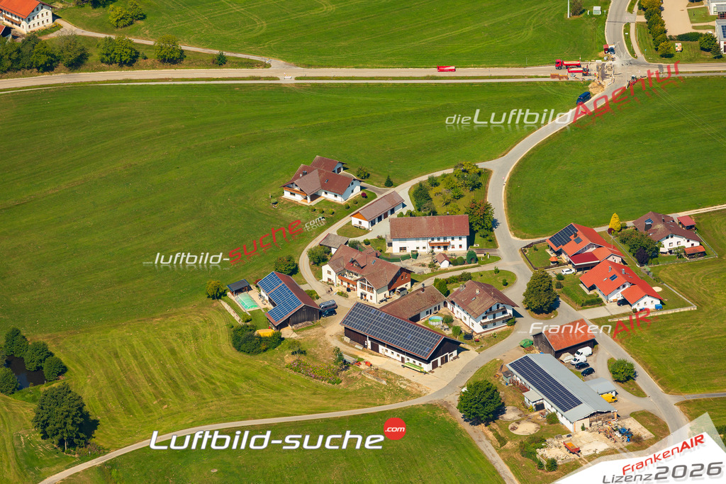Schöne Luftaufnahme als Geschenk in Draxing Büchlberg - Die Luftbildaufnahme wurde 2025 vom UL-Flugzeug heraus erstellt ( keine Drohne ) - Hochauflösende Luftaufnahme -Nicht vergleichbar mit Google Maps oder Satelittenbilder- Die Geschenkidee !Mit Lizenz und Bildrechte bestellbar