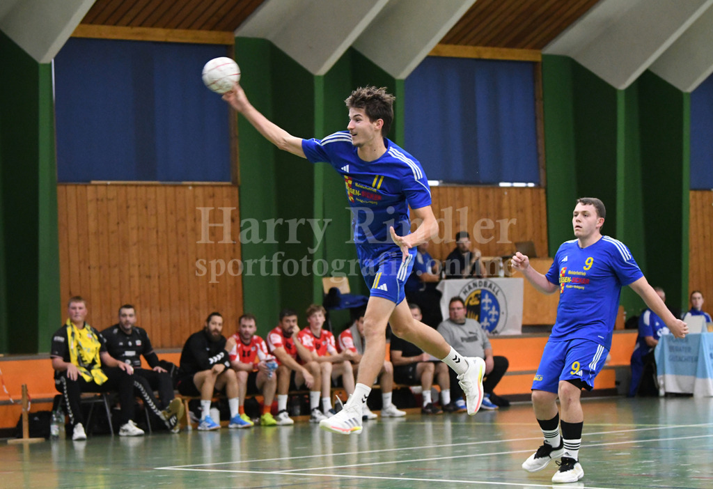 SSG Metten : VfL Waldkraiburg | Ludwig Hilz (SSG Metten #11) - Realisiert mit Pictrs.com