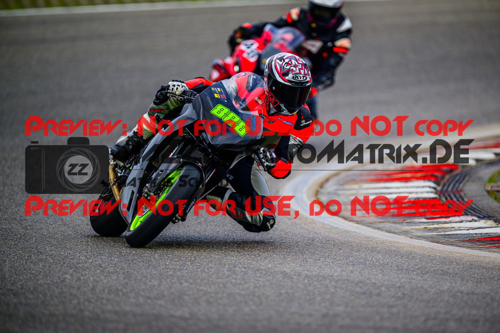 MaZZes_FotoMatrix_240910_6007705_5296 | GELB