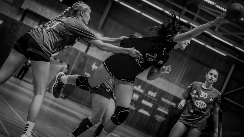 2024-09-28-ssv-st.pölten-U18-219 | "Fussifoto.com – Ihr Ansprechpartner für hochwertige Fotografie! Entdecken Sie kreative Bilder und professionelle Dienstleistungen. Kontaktieren Sie uns für Ihre Projekte!"