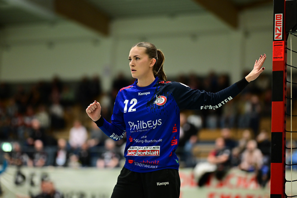 Handball I Frauen I Saison 2024-2025 I 2. HBF I 16. Spieltag I HL Buchholz 08-Rosengarten - SV Union Halle-Neustadt I 072499 | Der Sportfotograf. - Realisiert mit Pictrs.com