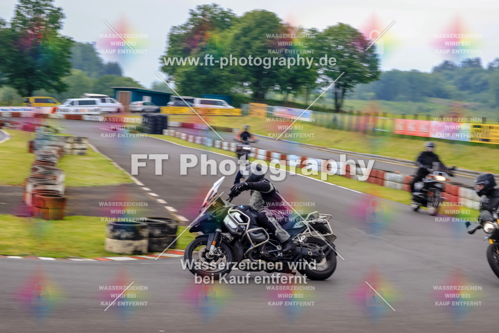 OBK-5612 | Hier findet Ihr Bilder von Touristenfahrten auf der Nürburgring Nordschleife oder von anderen Veranstaltungen die ich besucht habe. Viel Spass beim Durch Schauen 