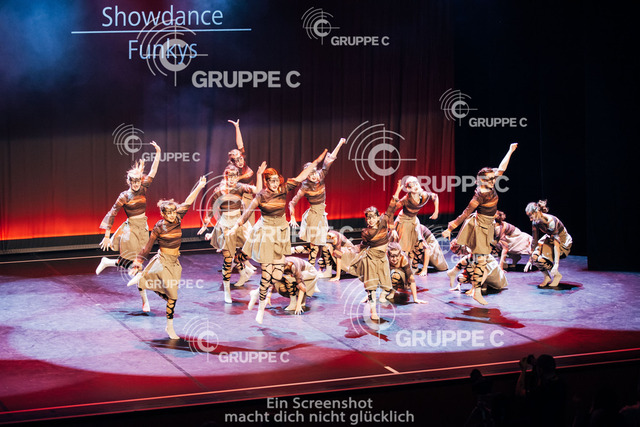 TANZTage25_031616362410823PK_SVS | TANZtage 2025 Duisburg  - Photo by Gruppe C Photography - Realisiert mit Pictrs.com