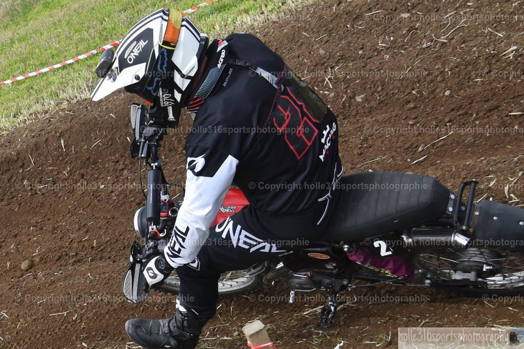 DSC_0907 (2) | Sportfotografie , Motorsport, Motoross, Reitsport, Mointainbike, Enduro,
Landschaft , Outdoor, Eventfotografie, Landschaft, Bilder online bestellen - Realisiert mit Pictrs.com