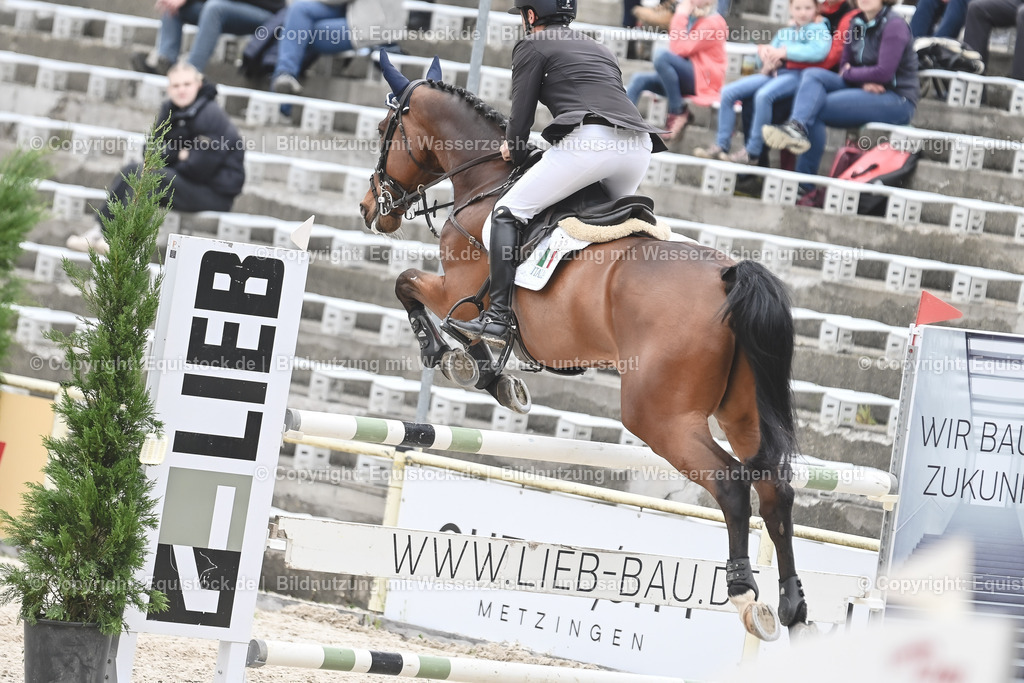 20230514_CCI4_Springen_0077 | equistock