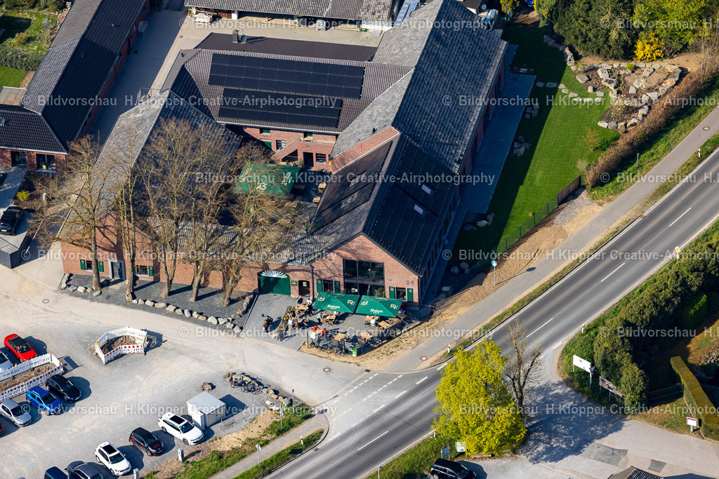 Luftbilder Schwalmtal-9948 | Luftbildfotografie Gebäude des Restaurant " Mühlrather-Hof " in Schwalmtal im Bundesland Nordrhein-Westfalen - Realisiert mit Pictrs.com