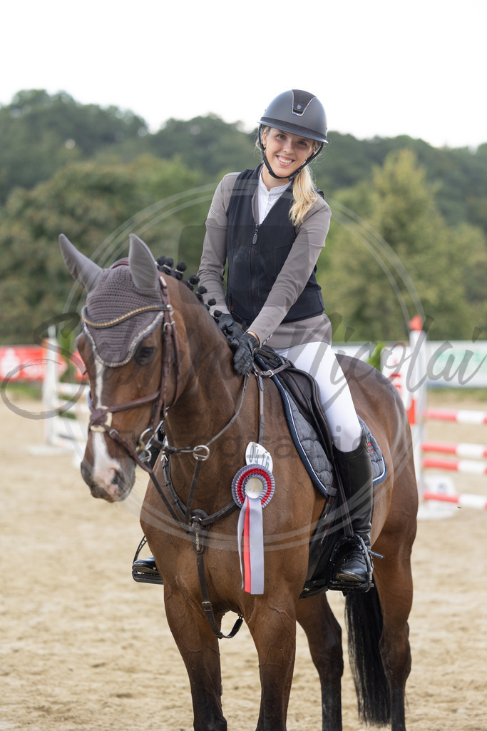 994A8273 | sabrinanicolaifotografie - Realisiert mit Pictrs.com