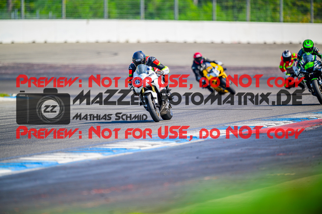 MaZZes_Fotomatrix_20250816_6007705_9306 | WEISS