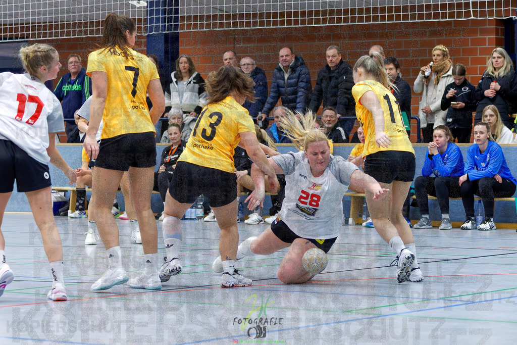 Frauen Oberliga Mitte (HHV); HSG Eibelshausen/Ewersbach - HSG Wettenberg II | Frauen Oberliga Mitte (HHV); HSG Eibelshausen/Ewersbach - HSG Wettenberg II am 13.12.2025 in Steinbrücken (Sporthalle am Hammerweiher)Photo © 2025 - Jörg Heinrich - Realisiert mit Pictrs.com