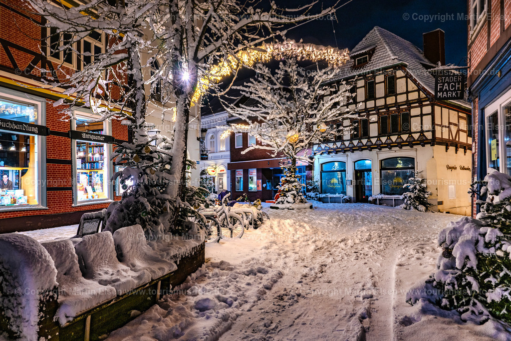 Stade Große Schmiedestraße Reitemeyer Drogerie Altstadt Winter Schnee_ELS_2614030126 | Fotos aus den Touristenorten aus Norddeutschland. - Realisiert mit Pictrs.com