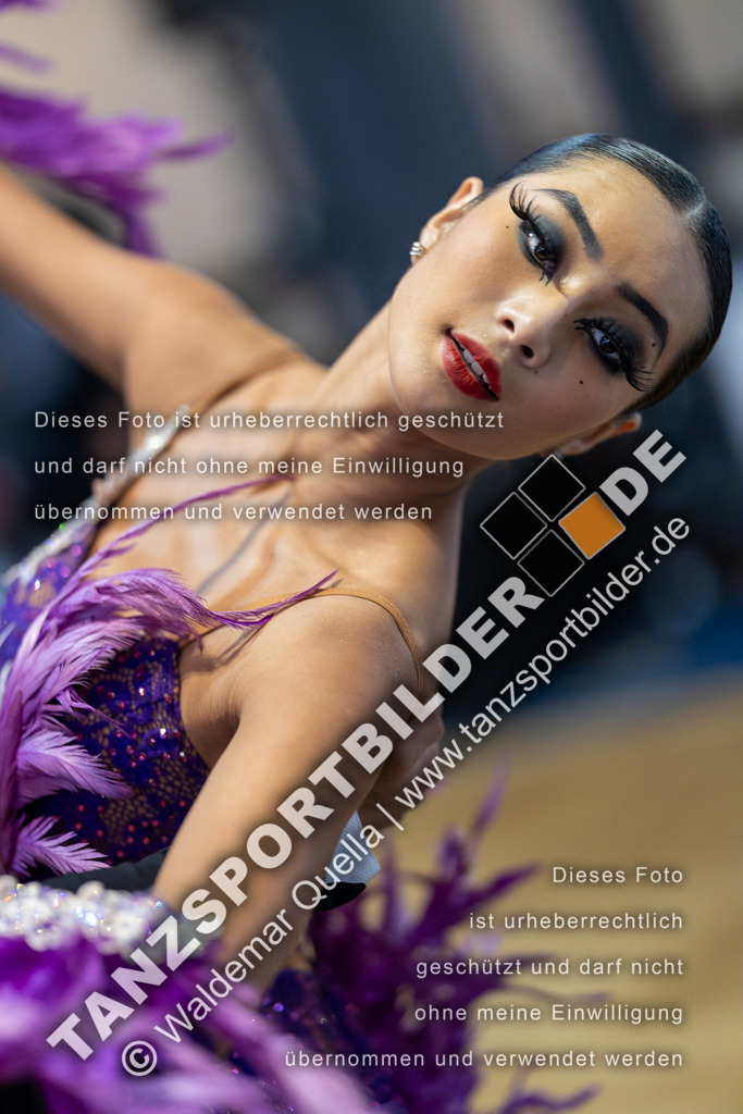 20230812-10328 | Hier finden Sie Tanz Bilder vom Latein und Standard Formationen tanzen. Sportbilder vom Tanzsport. Schöne Fotos und von Weltmeisterschaft, Europameisterschaft, Bundesliga, Regionalliga, Oberliga und Landesliga sowie von GOC Stuttgart, DanceComp, WM Bremen