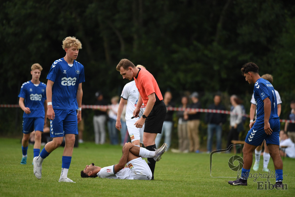 Sport-Duwe Cup | Sport-Duwe Cup Oldenburg; SSV Jeddenloh (weiß)-VFB Oldenburg (blau) am 05.07.2025 in Oldenburg (Sportanlage TuS Eversten), Photo: Philip Eiben 2025 - Realisiert mit Pictrs.com