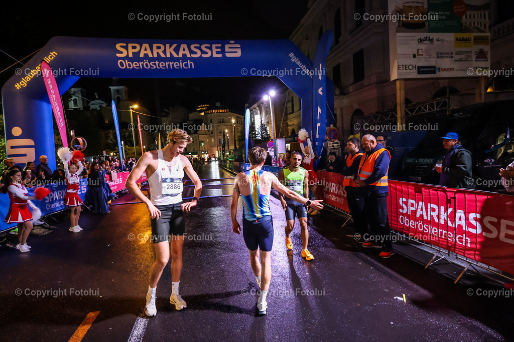 A-BINDER_20250925_0131 | LINZ, AUSTRIA,25.Sept.25 - NIGHT RUN LINZ. Image shows Photo: Sportmediapics.com/ Manfred Binder