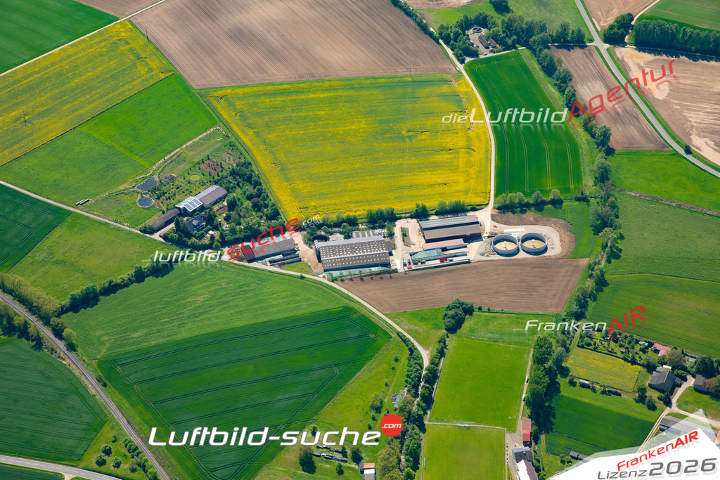 Das Luftbild zeigt :  Prosselsheim - Die Luftaufnahme wurde 2024 vom UL-Flugzeug aus erstellt ( keine Drohne ) - Hochauflösende Luftaufnahme - Für grossformatige Ausdrucke geeignet. Die Geschenkidee !Mit Lizenz und Bildrechte bestellbar