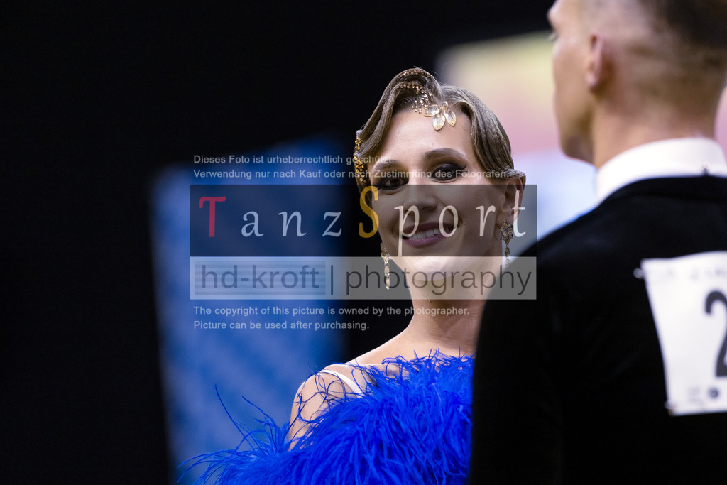 20241102_DM_HGR_Std_16349 | Tanzsportbilder, Standardtanz, Lateintanz, WDSF, DTV, LTVB, dancecomp, goc, hessen tanzt, blaues band der spree, walzer, tango, wiener walzer, slowfox, quickstepp, samba, rumba, cha-cha-cha, paso doble. jive, hd-kroft photography, turniertanzsport