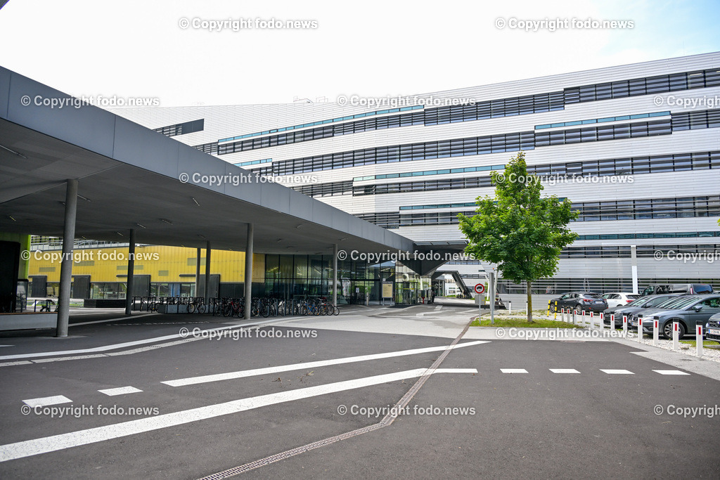 JKU Linz_ Science Park_ 31.07.2025-1 | 31.07.2025, LINZ, AUT, Johannes Kepler Universitaet, JKU, Gelaende, im Bild Themenbild, JKU Linz, Science Park, Campus, Technologie, hoch-modernes und architektonisch spektakulaeres Campus-Zentrum, Mechatronik, Kuenstliche Intelligenz, Digitalisierung, Mathematik, Forschung, Entwicklung, Limak