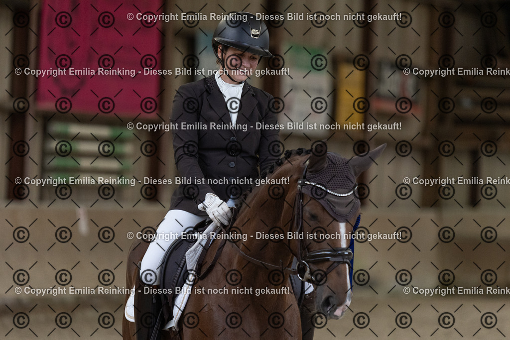 CL5A1124 | Emilia Reinking Fotografie - Realisiert mit Pictrs.com