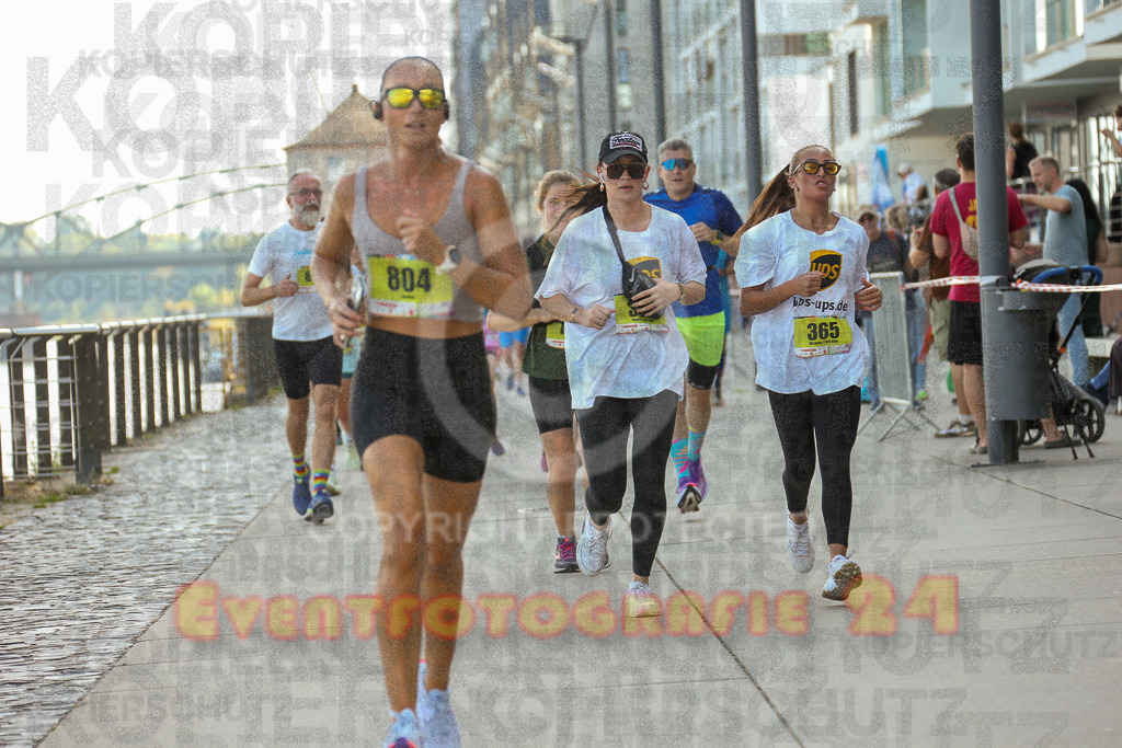 250920_1448_EX1_7635 | Sportfotografie im Rhein-Sieg Kreis, Köln, Bonn, NRW, Rheinland Pfalz, Hessen, etc. Unser Tätigkeitsfeld umfasst den Laufsport vom Volkslauf über den Marathon, Duathlon, Triathon bis zum Ultralauf wie Kölnpfad Ultra oder Schindertrail.