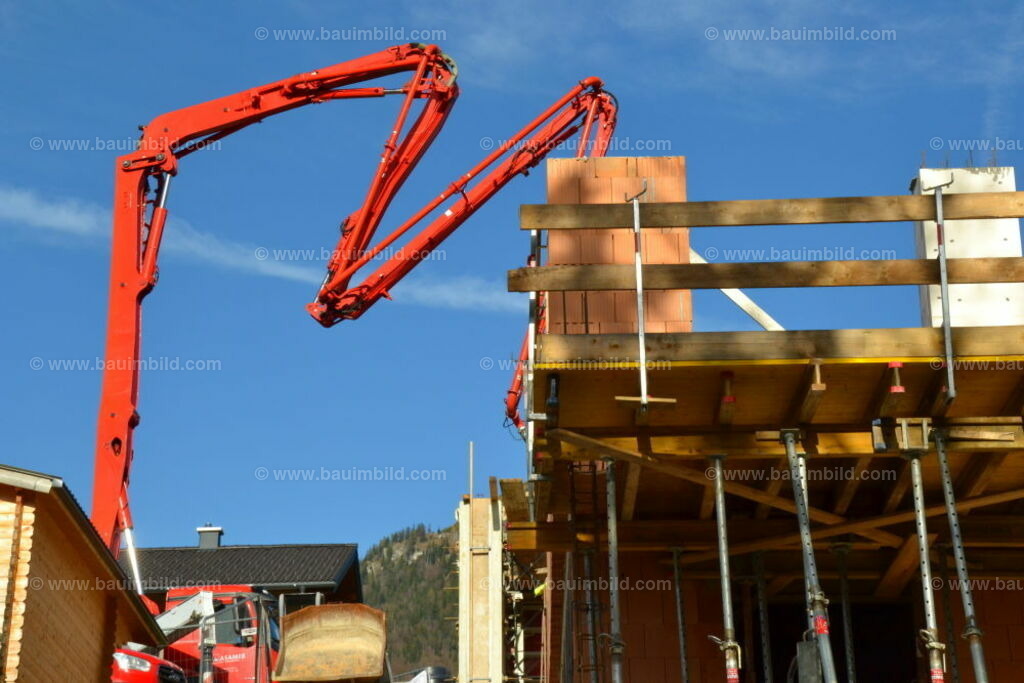 bib-lg04-betonarbeiten-0638 | Nach LV-Leistungsgruppen sortierte Detailfotos über den Bau eines Hauses. Alle Hausbau-Bilder direkt vom Urheber und Autor der Website Haus-Selber-Bauen.com
