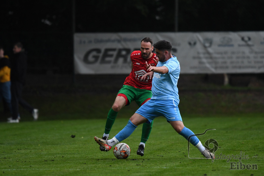 BV Bockhorn-SG FriPe | Relegation zur Kreisliga; BV Bockhorn (weiß)-SG FriPe (rot) am 05.06.2025 in Oldenburg/Ofenerdiek (Lagerstraße), Photo: Philip Eiben 2025 - Realisiert mit Pictrs.com