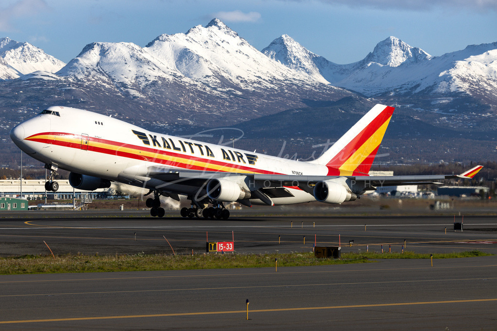 2N8A9932 | Buy high-quality aviation and travel photography prints by professional photographer Timo Breidenstein. Authentic images, professionally printed, worldwide shipping. - Realisiert mit Pictrs.com