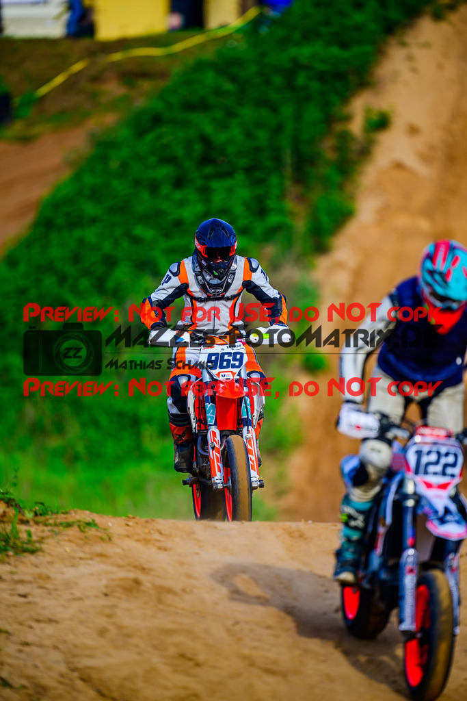 MaZZes_FotoMatrix_240511_6007705_8927 | S4