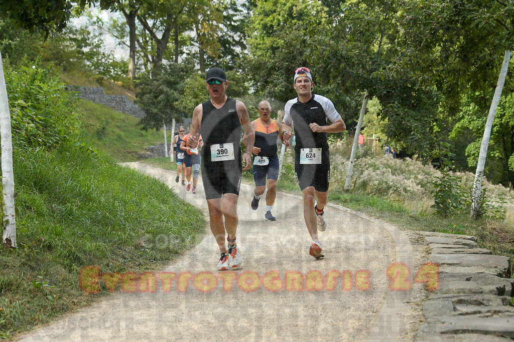 250824_1409_EX1_5200 | Sportfotografie im Rhein-Sieg Kreis, Köln, Bonn, NRW, Rheinland Pfalz, Hessen, etc. Unser Tätigkeitsfeld umfasst den Laufsport vom Volkslauf über den Marathon, Duathlon, Triathon bis zum Ultralauf wie Kölnpfad Ultra oder Schindertrail.